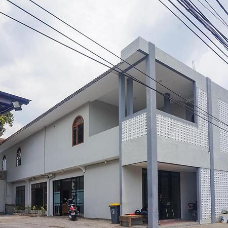 Reddoorz Plus @ Kalpataru Malang Exterior photo