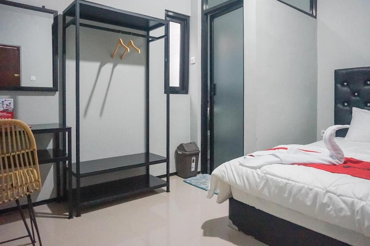 Reddoorz Plus @ Kalpataru Malang Exterior photo