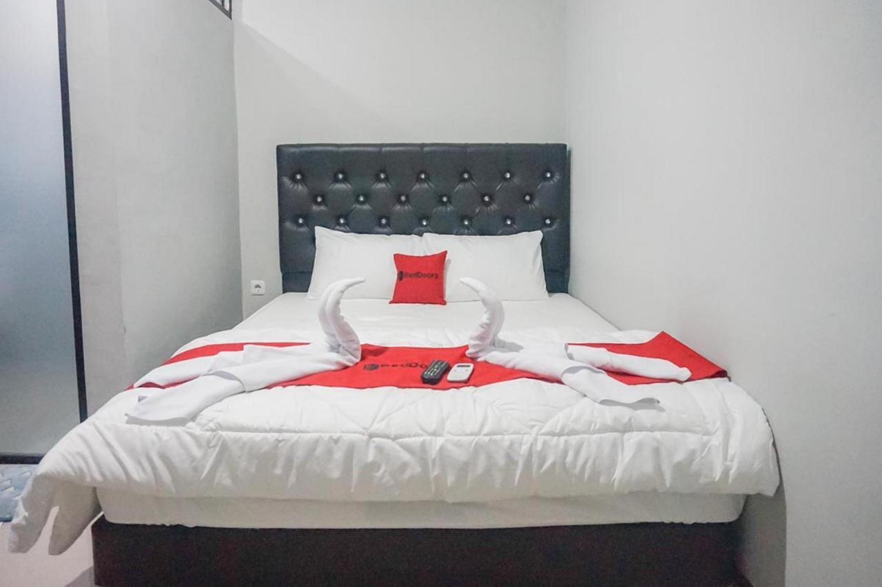 Reddoorz Plus @ Kalpataru Malang Exterior photo